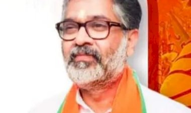 बीजेपी के घटते जनाधार के चलते मिला नीरज शेखर को टिकट