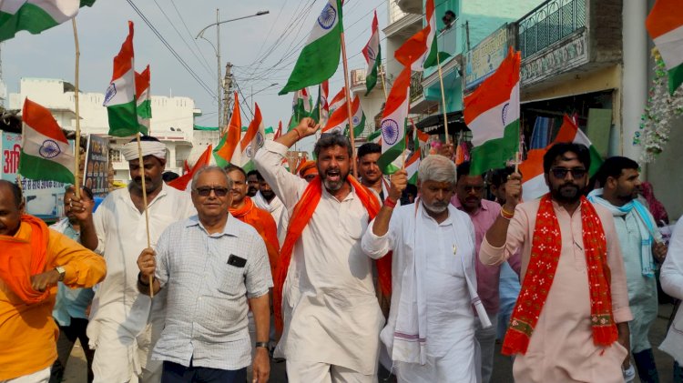 आपरेशन सिंदूर की सफलता पर बीजेपी कार्यकर्ताओं ने निकाली तिरंगा यात्रा