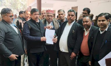 यूजीसी नए रेग्यूलेशन को लेकर अधिवक्ताओं में रोष, राष्ट्पति के नाम सौंपा ज्ञापन